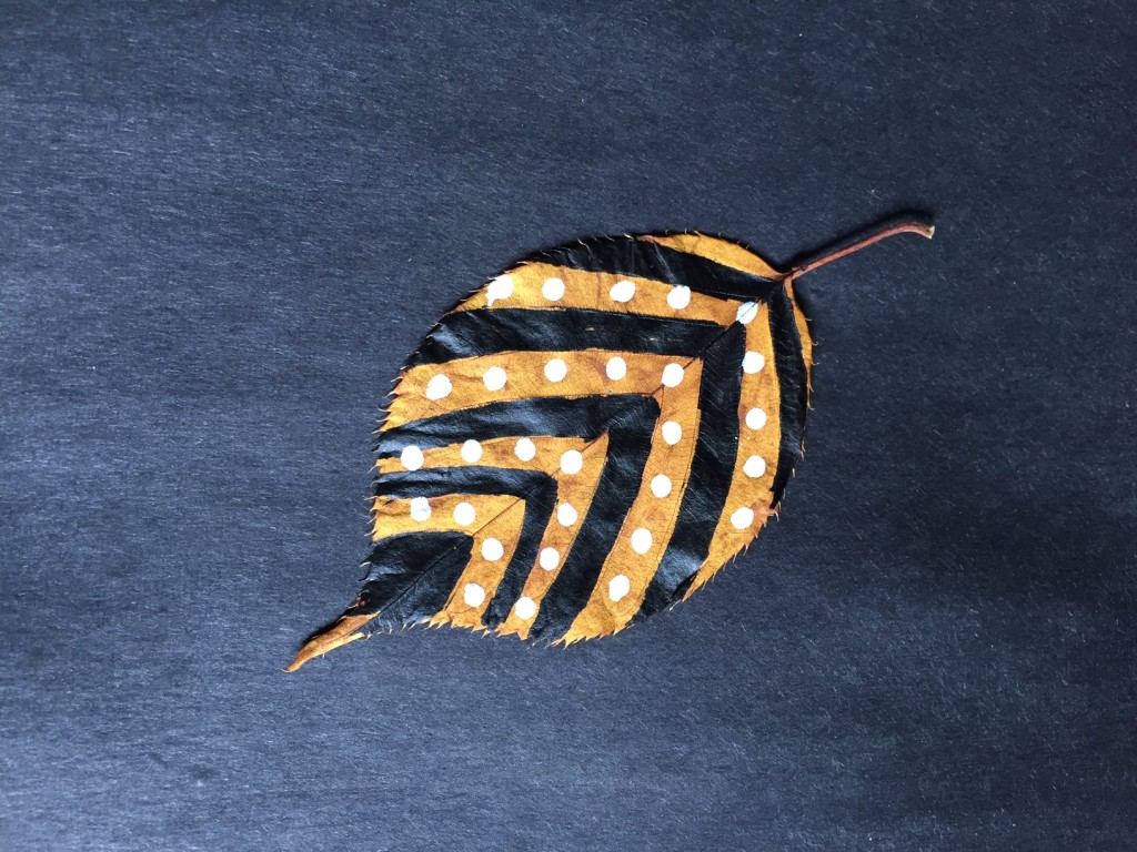 Painting on leaves